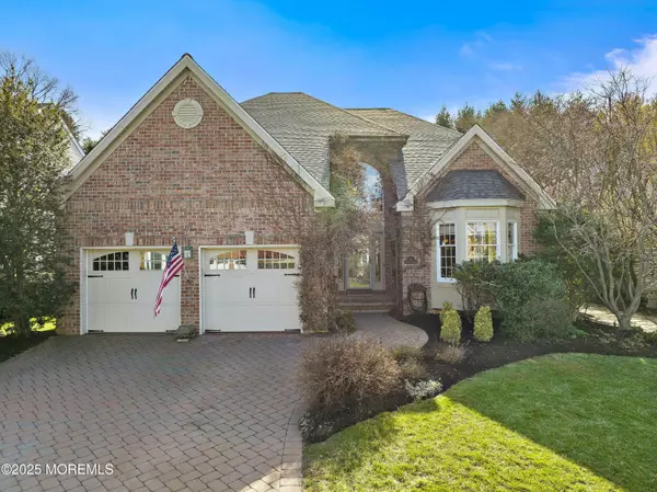 4 Windward Way,  Red Bank,  NJ 07701