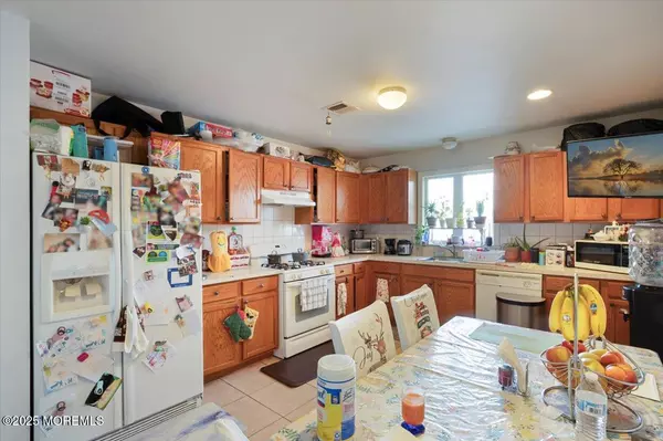 Perth Amboy City, NJ 08861,314 Goodwin Street