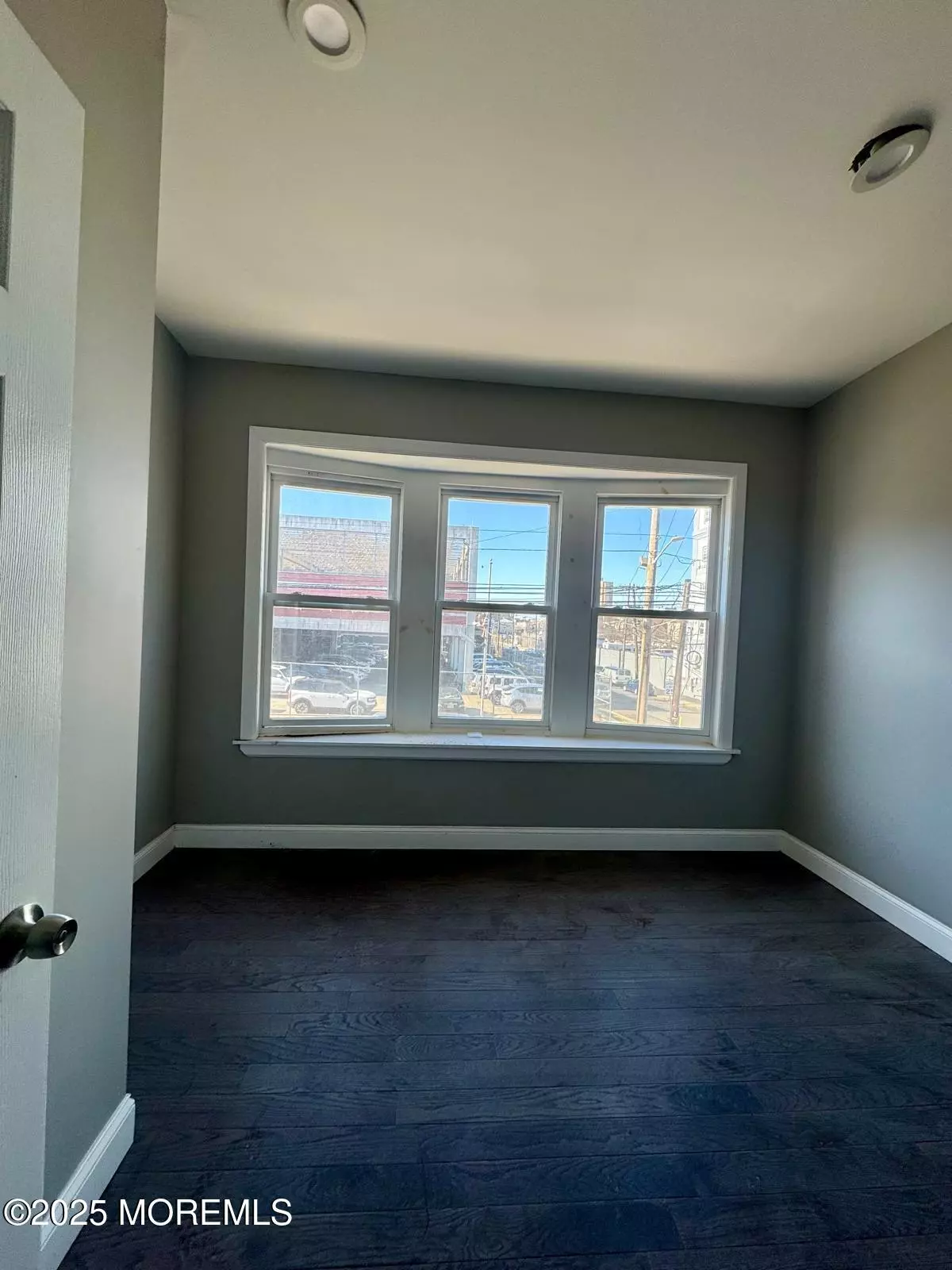 Newark, NJ 07103,219 Sussex Avenue ##7