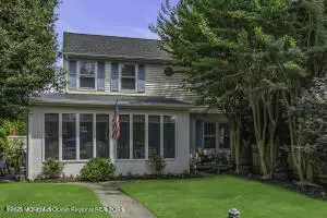Sea Girt, NJ 08750,202 2nd Avenue