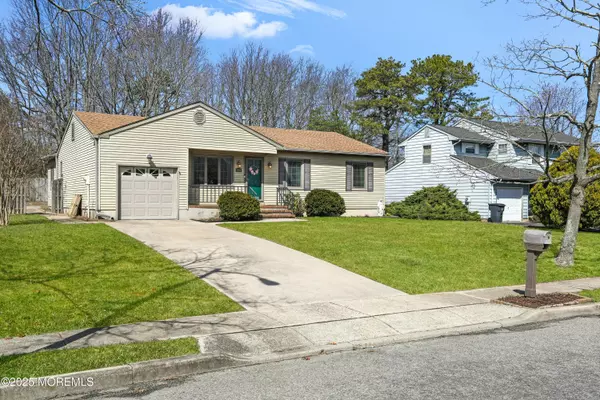 104 Alissa Drive, Toms River, NJ 08753