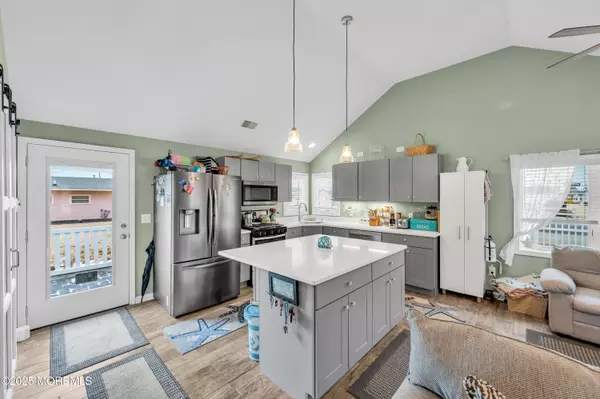 Lavallette, NJ 08735,100 W Penguin Way