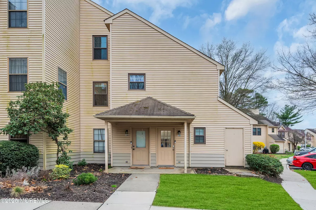 Jackson, NJ 08527,107 Daffodil Drive