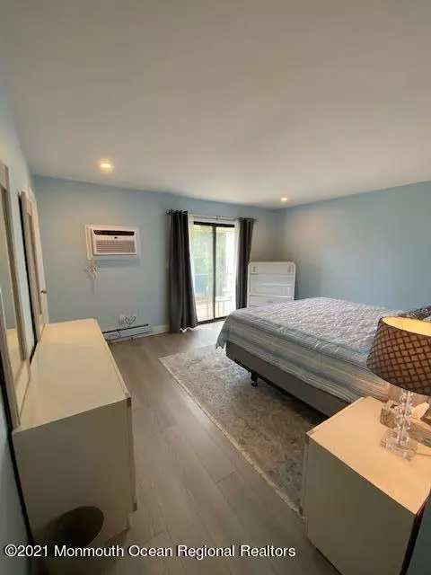 Long Branch, NJ 07740,720 Ocean Avenue #29