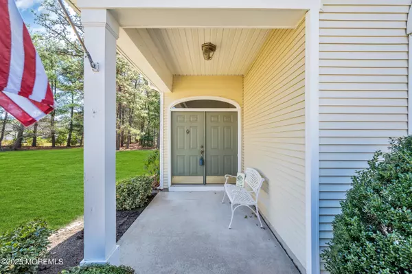 Lakewood, NJ 08701,20 Brightwinds Court