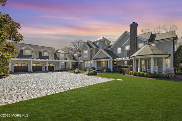 Rumson, NJ 07760,4 Sailers Way