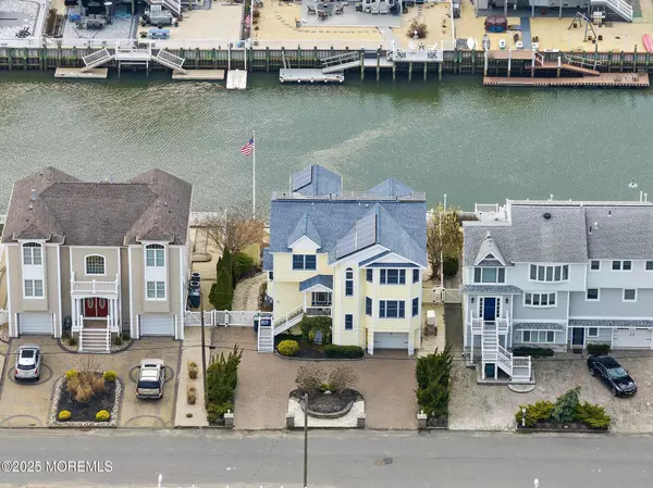16 Beach Drive, Little Egg Harbor, NJ 08087