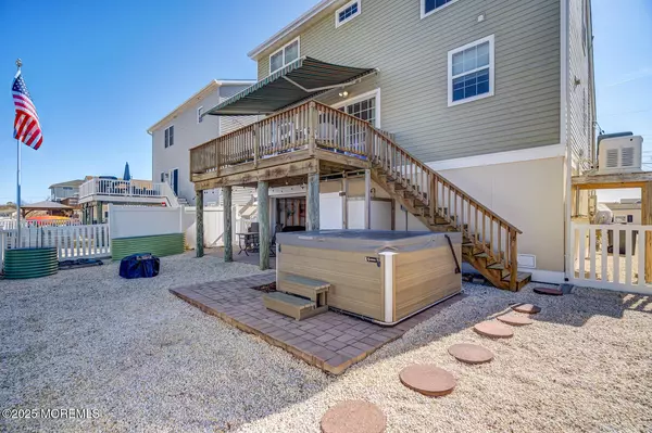 Manahawkin, NJ 08050,52 Albert Drive