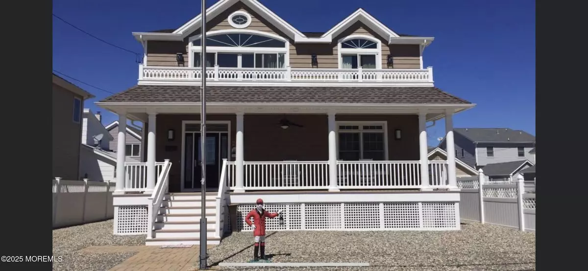 Lavallette, NJ 08735,23 White Avenue