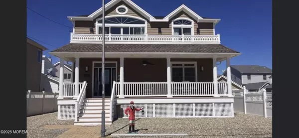 23 White Avenue, Lavallette, NJ 08735