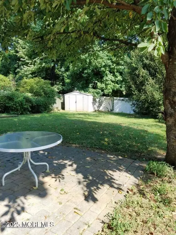Atlantic Highlands, NJ 07716,11 Powell Avenue