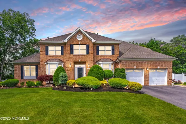 449 Brentwood Avenue, Toms River, NJ 08755