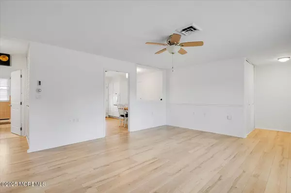 Lakewood, NJ 08701,1107 Argyll Circle