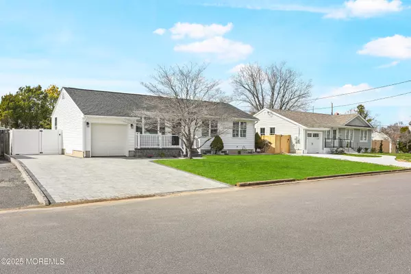 1227 Barbour Avenue, Point Pleasant, NJ 08742