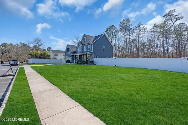 Bayville, NJ 08721,10 Jefferson Avenue