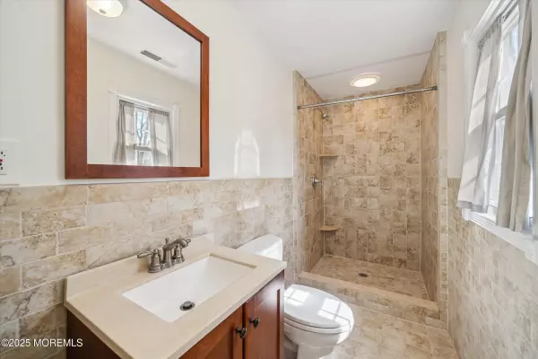 Florham Park, NJ 07932,14 Pinchbrook Drive