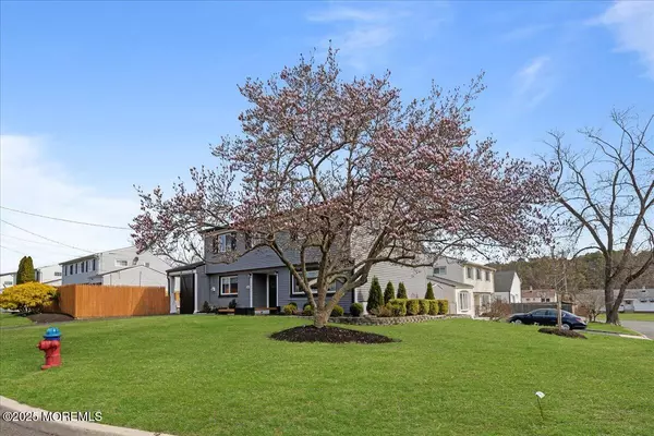 Old Bridge, NJ 08857,36 Stoneybrook Drive