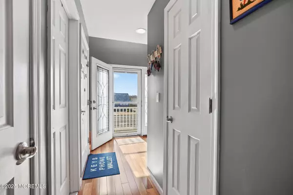 Ship Bottom, NJ 08008,1511 Barnegat Avenue