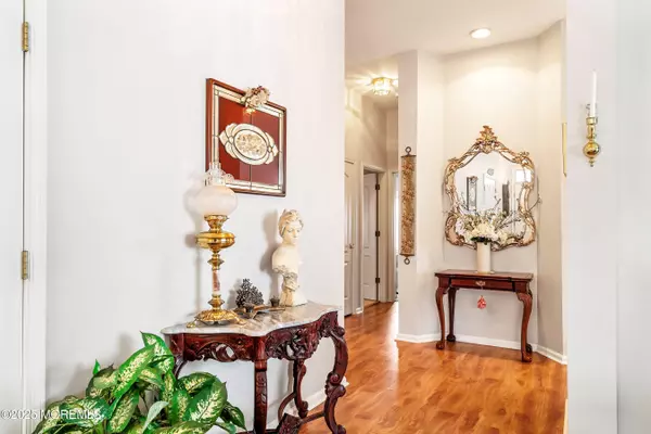 Lakewood, NJ 08701,10 Goldenedge Way