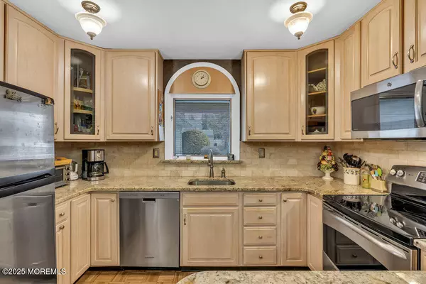 Matawan, NJ 07747,23 Oaklyn Lane