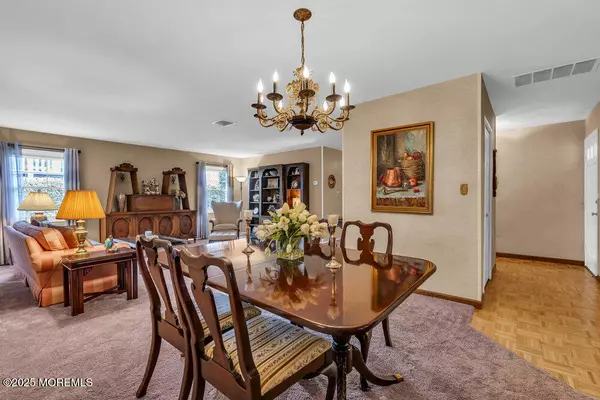 Matawan, NJ 07747,23 Oaklyn Lane