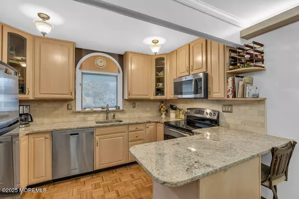 Matawan, NJ 07747,23 Oaklyn Lane