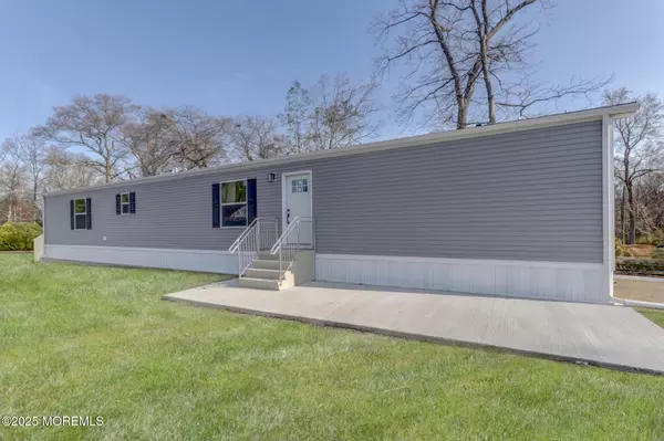 Mullica Hill, NJ 08062,631 Newport Drive