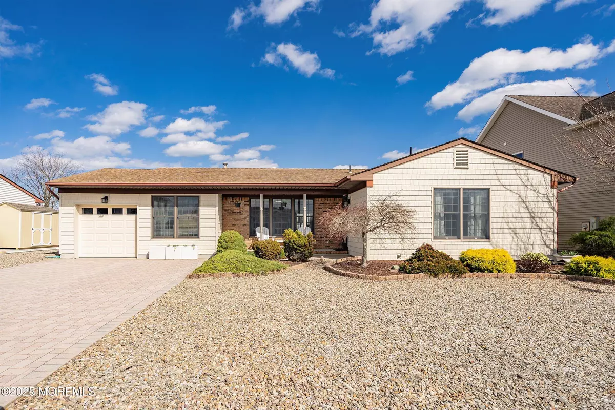 Lanoka Harbor, NJ 08734,409 Atlantic City Court