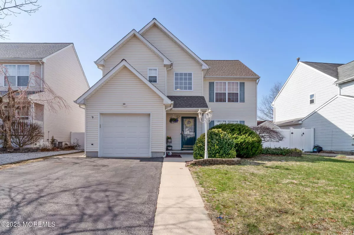 Bayville, NJ 08721,16 Lena Court