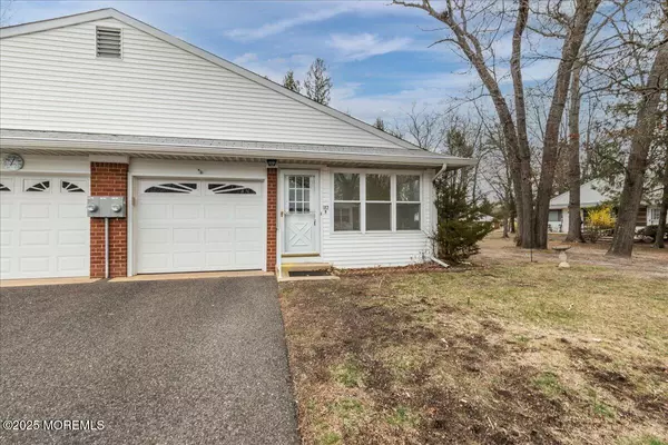 Manchester, NJ 08759,182 Columbine Avenue