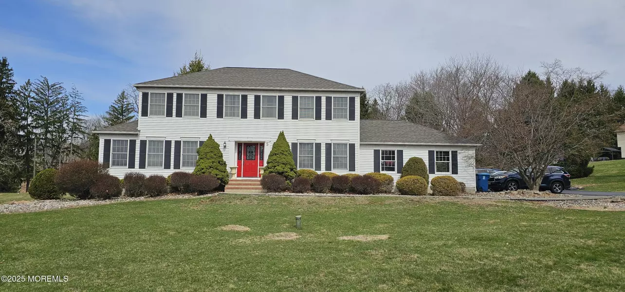 5 Timberwick Drive, Raritan Twp, NJ 08822