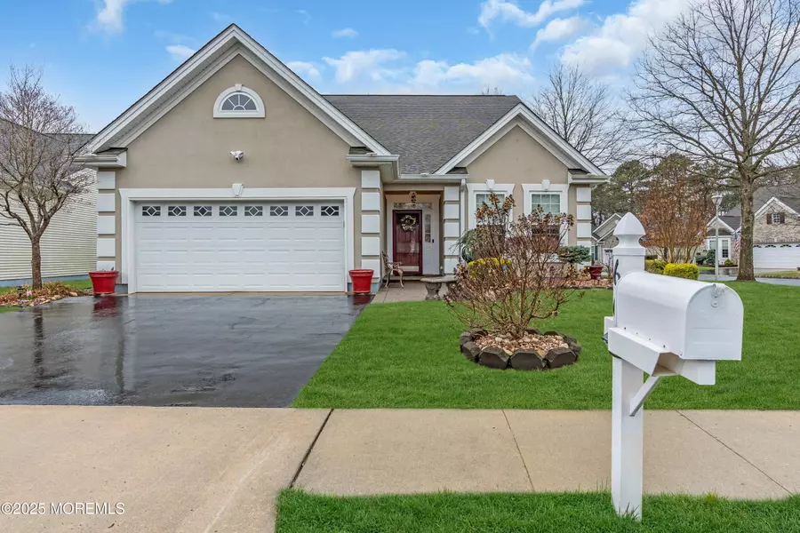 66 Stamford Drive, Jackson, NJ 08527