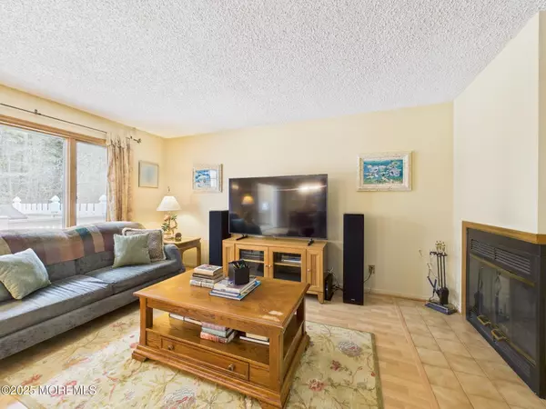 Brick, NJ 08723,27 S Sailors Quay Drive