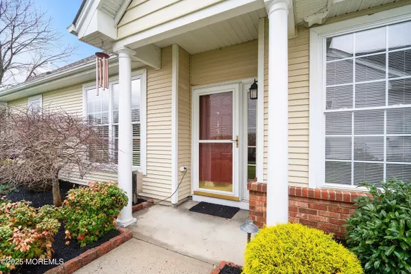 Hamilton, NJ 08619,156 Burholme Drive