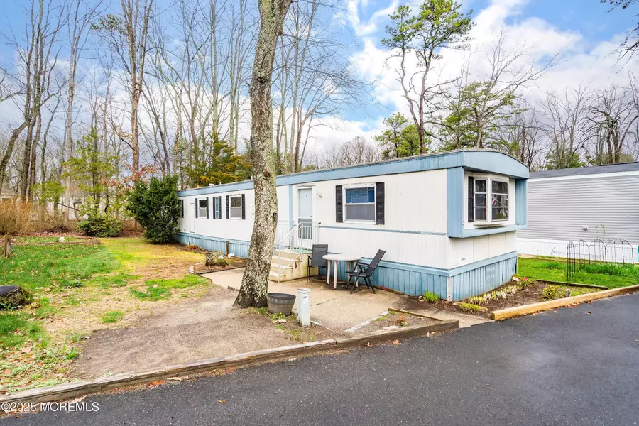 53 Marcia Memorial Circle, Jackson, NJ 08527