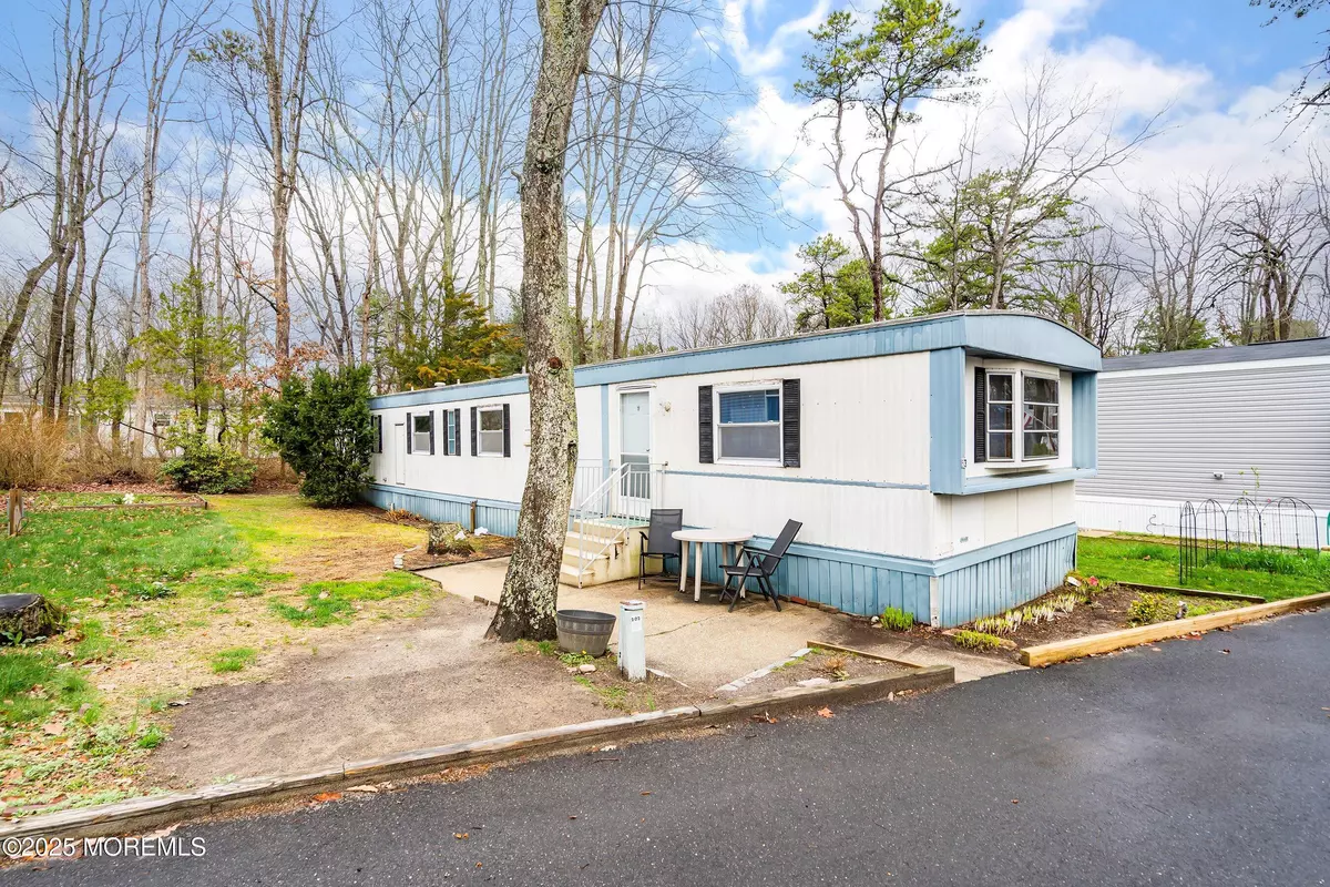 Jackson, NJ 08527,53 Marcia Memorial Circle