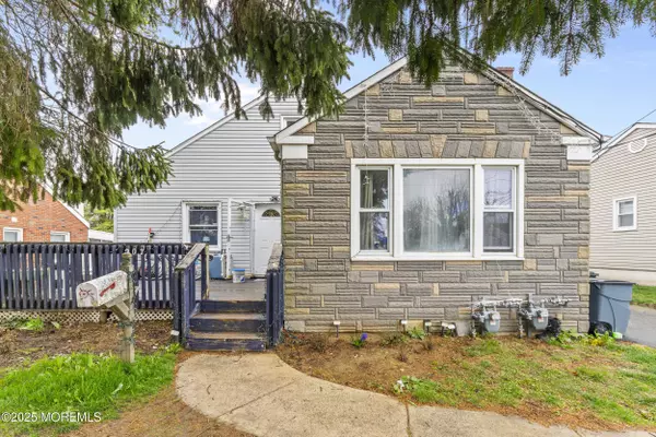 207 Oakwood Avenue, Long Branch, NJ 07740