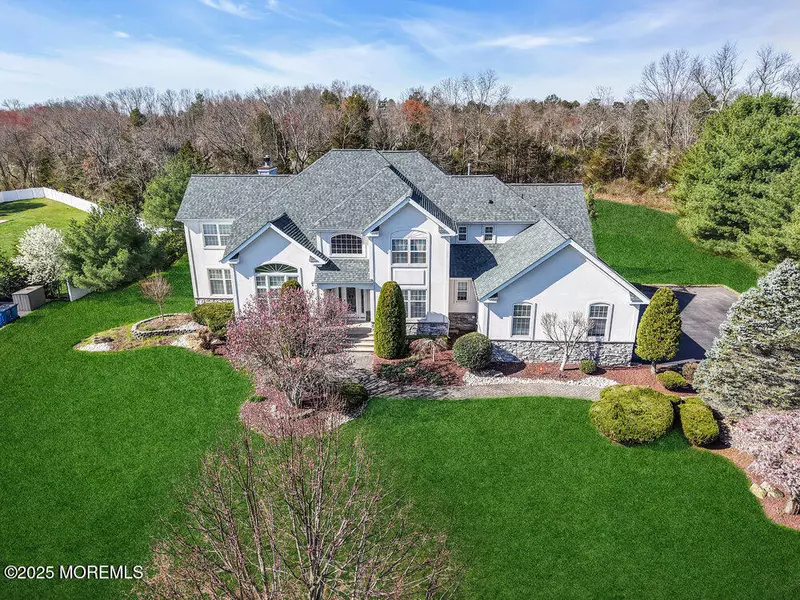 18 Rodeo Drive, Jackson, NJ 08527