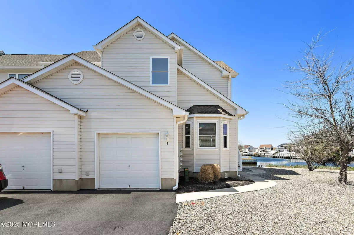 Bayville, NJ 08721,18 Blue Heron Lane