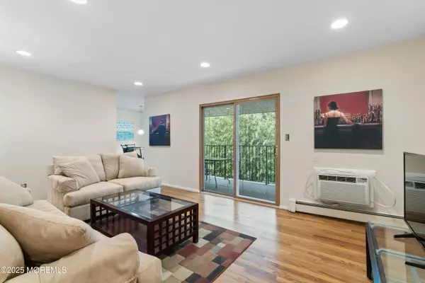Long Branch, NJ 07740,735 Greens Avenue #10B