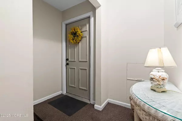 Highlands, NJ 07732,321323 Shore Drive #3