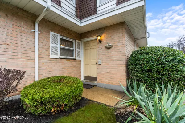 Highlands, NJ 07732,321323 Shore Drive #3