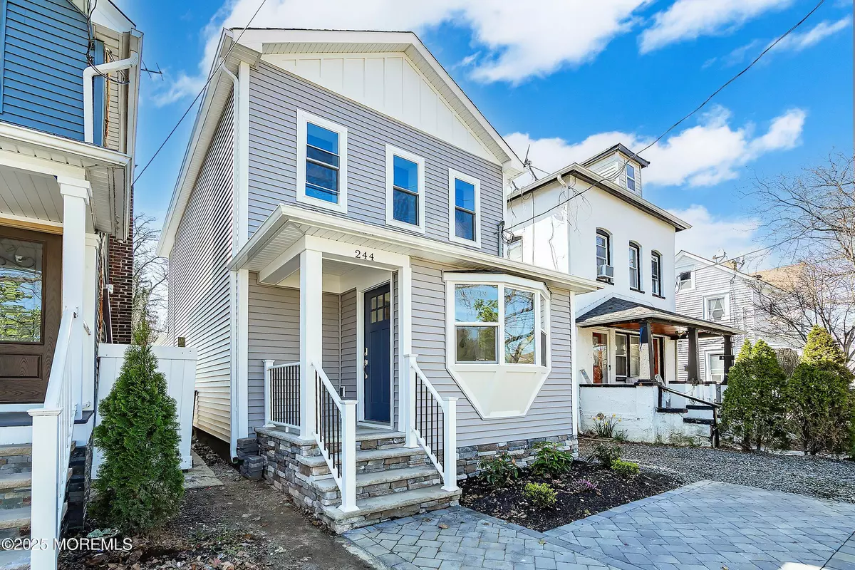Red Bank, NJ 07701,244 Bridge Avenue