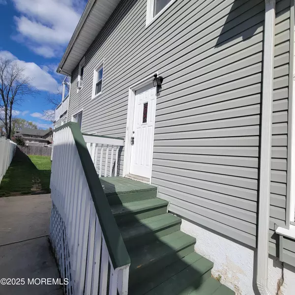 Keyport, NJ 07735,100 3rd Street