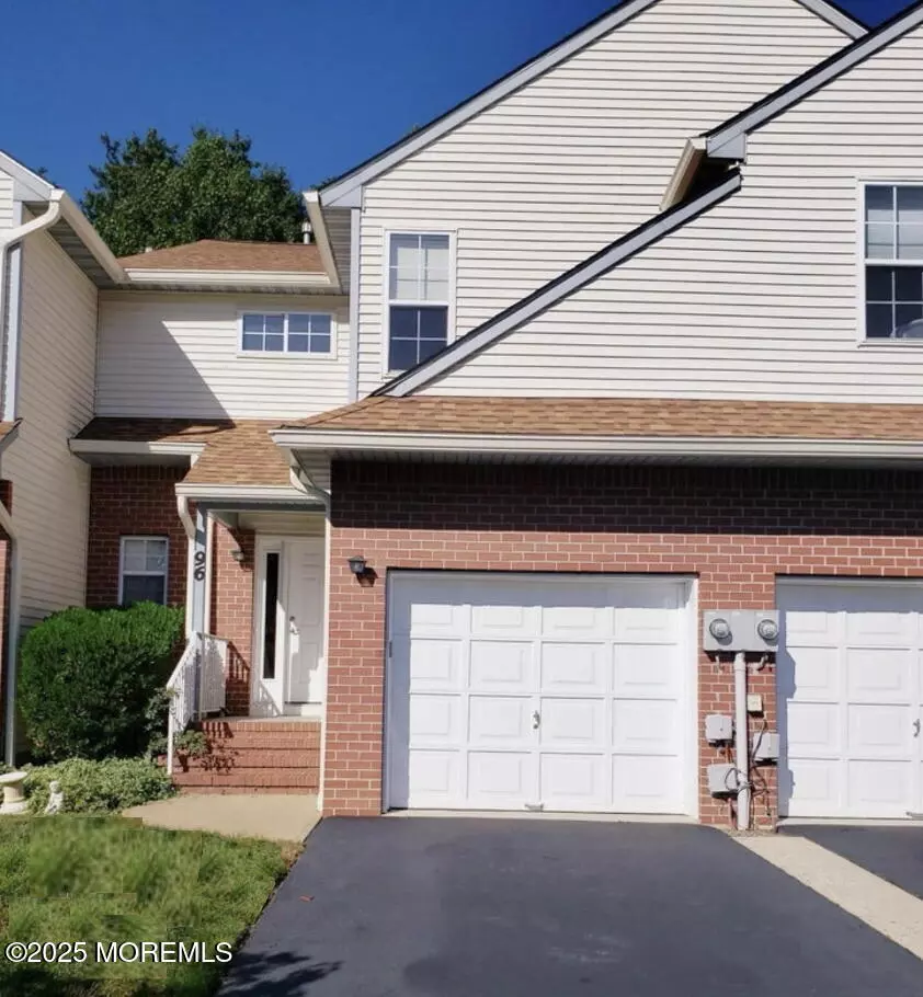 Manalapan, NJ 07726,96 Drew Court