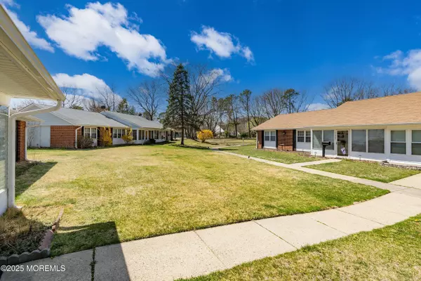 Lakewood, NJ 08701,1133 Argyll Circle