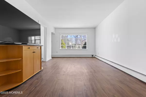 Fords, NJ 08863,43 Jensen Avenue