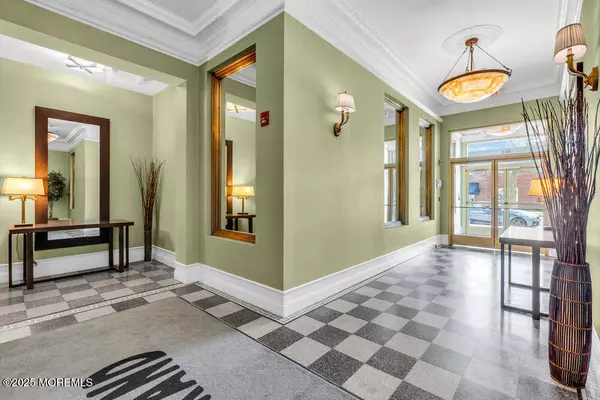 Asbury Park, NJ 07712,501 Grand Avenue #4D