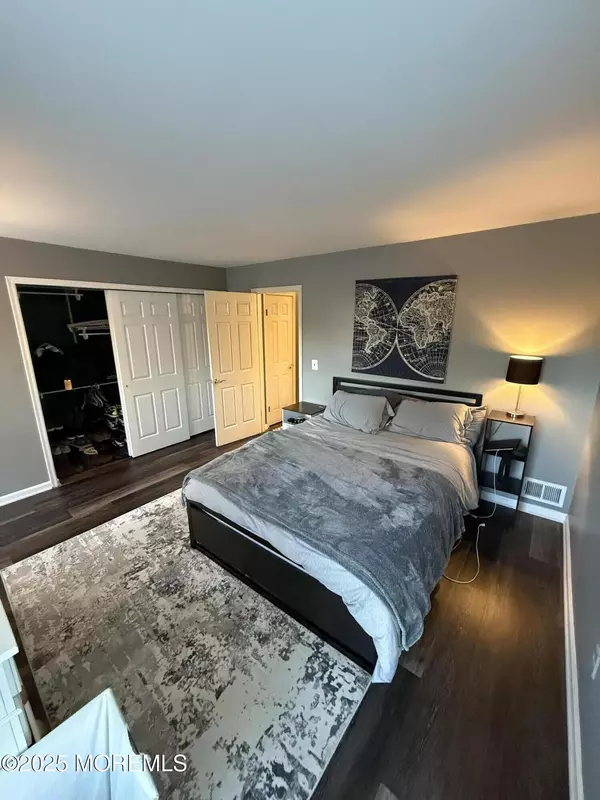 Tinton Falls, NJ 07753,2 Gait Court