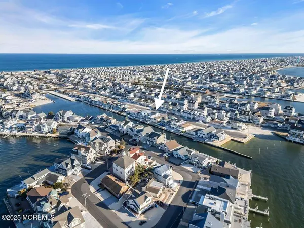 Lavallette, NJ 08735,250 Ocean Bay Boulevard